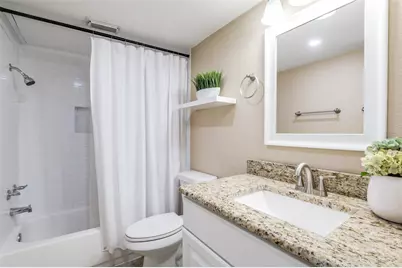 2111 Via Catalina, Carrollton, TX 75006 - Photo 14