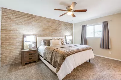 2111 Via Catalina, Carrollton, TX 75006 - Photo 18