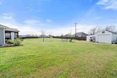 105 Meadow Glen Court, Aledo, TX 76008 - Photo 30