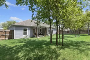 2413 Christine Dr, Granbury, TX 76048 - Photo 22