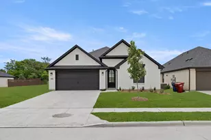 3016 Beau Daniel Dr, Royse City, TX 75189 - Photo 2