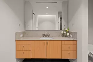 2408 Victory Park Ln, Dallas, TX 75219 - Photo 10