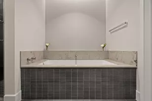 2408 Victory Park Ln, Dallas, TX 75219 - Photo 12