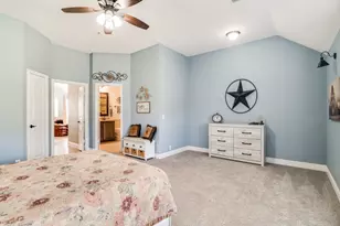 413 Oakcrest Dr, Justin, TX 76247 - Photo 18