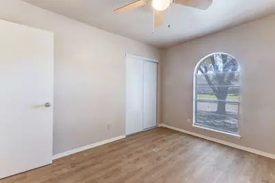 4426 Mayflower Drive, Garland, TX 75043 - Photo 10