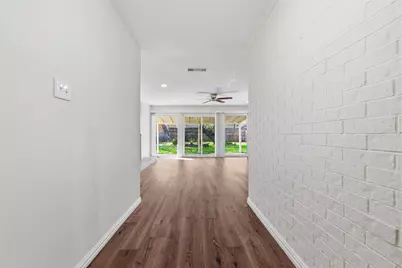 429 Blueberry Lane, Grand Prairie, TX 75052 - Photo 4