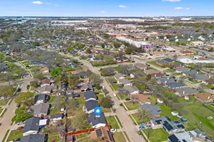 429 Blueberry Ln, Grand Prairie, TX 75052 - Photo 34