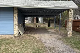 2816 Overview Rd, Granbury, TX 76048 - Photo 2