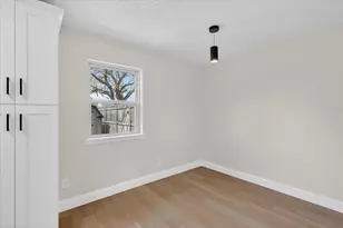 6425 Summit Ridge Dr, Watauga, TX 76148 - Photo 12