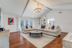 4230 Royal Ridge Dr, Dallas, TX 75229 - Photo 4