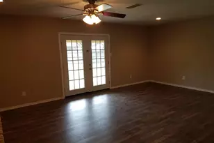 100 Lochness Ln, Benbrook, TX 76126 - Photo 18