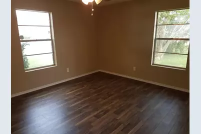 100 Lochness Lane, Benbrook, TX 76126 - Photo 10