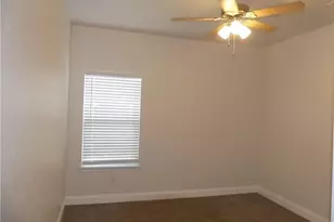 1122 Oneal St, Greenville, TX 75401 - Photo 10