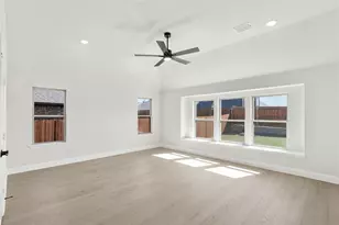 504 Red Maple Rd, Waxahachie, TX 75165 - Photo 20