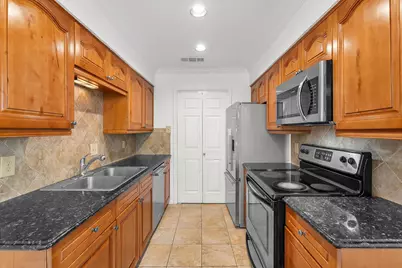 5744 Cedar Creek Drive, Benbrook, TX 76109 - Photo 6