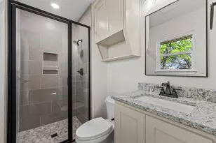 309 N 4th St, Rosebud, TX 76570 - Photo 10