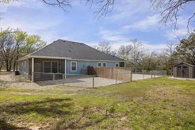 409 Cleveland Road, Granbury, TX 76049 - Photo 22