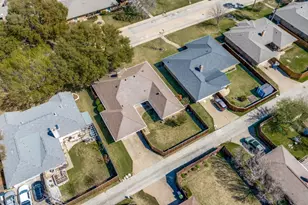 1538 Glenhill Ln, Lewisville, TX 75077 - Photo 2