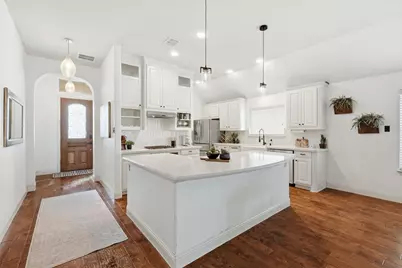 14720 Seventeen Lakes Boulevard, Roanoke, TX 76262 - Photo 8