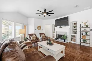 14720 Seventeen Lakes Blvd, Fort Worth, TX 76262 - Photo 16