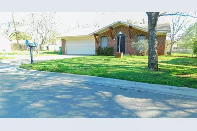 3510 Sagebrush Drive, Denton, TX 76209 - Photo 2