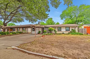 1845 Chevy Chase Dr, Carrollton, TX 75006 - Photo 4