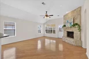 3408 Corral Creek Dr, McKinney, TX 75070 - Photo 8