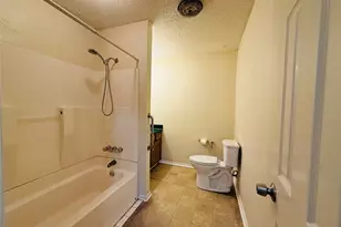 735 Anderson Rd, Reno, TX 75462 - Photo 12