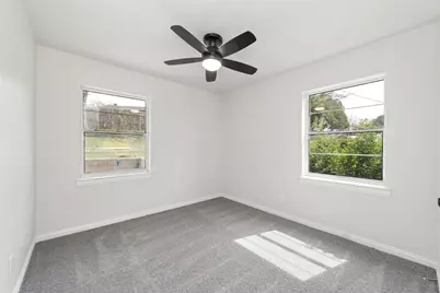 4040 Wind River Drive, Dallas, TX 75216 - Photo 16