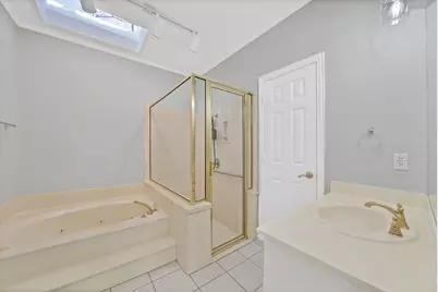 4921 Arborgate Drive, Arlington, TX 76017 - Photo 20