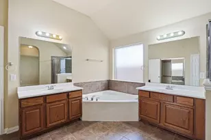 1455 Oxbow Dr, Cedar Hill, TX 75104 - Photo 20