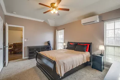 1215 Davis Street, Cleburne, TX 76033 - Photo 20