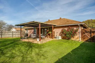 1215 Davis St, Cleburne, TX 76033 - Photo 40