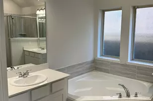 11736 Wulstone Rd, Fort Worth, TX 76052 - Photo 4