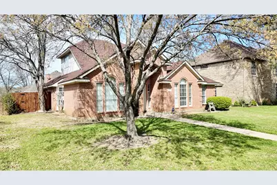 1320 Bold Forbes Drive, Grand Prairie, TX 75052 - Photo 2