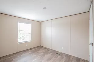 2013 Spring Ct, Azle, TX 76020 - Photo 20