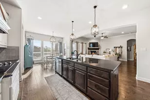 100 Brookview Ct, Waxahachie, TX 75165 - Photo 10