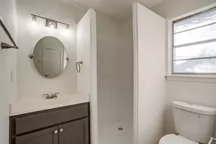 7325 Trimble Dr, Fort Worth, TX 76134 - Photo 20