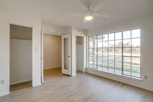 7325 Trimble Dr, Fort Worth, TX 76134 - Photo 4