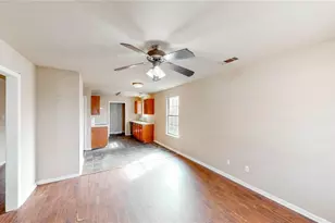 701 E College St, Sherman, TX 75090 - Photo 4