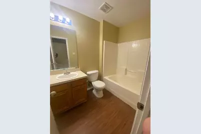 2300 Coleman Avenue, Fort Worth, TX 76105 - Photo 10