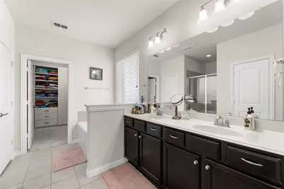 686 Sailors Avenue, Lewisville, TX 75056 - Photo 20