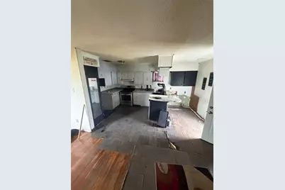 2033 Redman Circle, Dallas, TX 75223 - Photo 8
