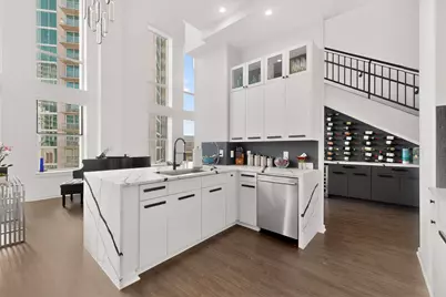 2323 N Houston Street #704, Dallas, TX 75219 - Photo 4