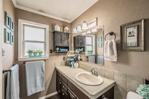 748 Regency Dr, Hurst, TX 76054 - Photo 24