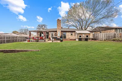 748 Regency Drive, Hurst, TX 76054 - Photo 8