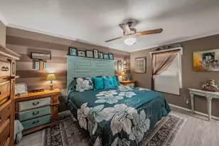 748 Regency Dr, Hurst, TX 76054 - Photo 14