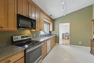 1338 Saddleback Ln, Lewisville, TX 75067 - Photo 12