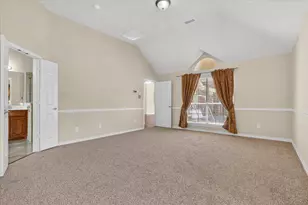 2839 Kate Ln, Grand Prairie, TX 75052 - Photo 26