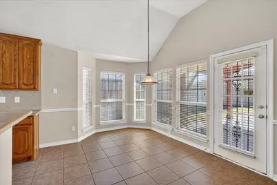 2839 Kate Lane, Grand Prairie, TX 75052 - Photo 14